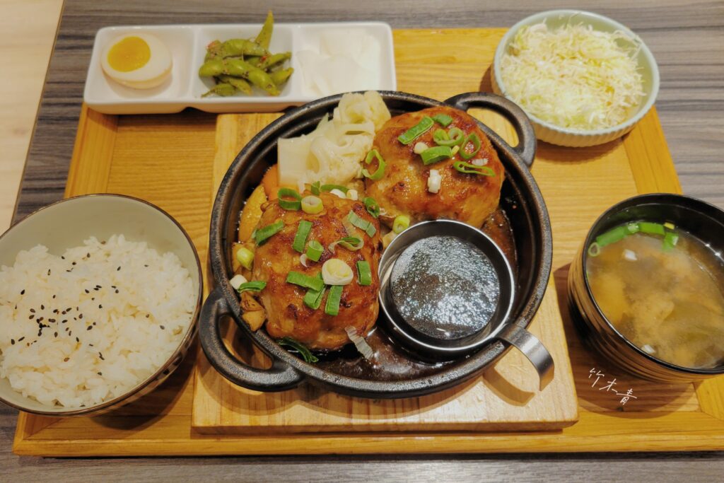 日式照燒醬豬肉漢堡排 日式照燒醬豬肉漢堡排
